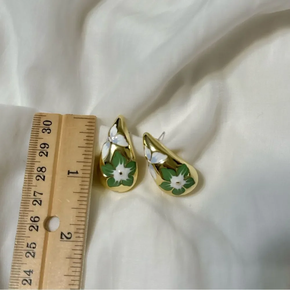 Flower earrings M582